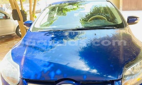 Buy Used Ford Focus Blue Car in Dakar in Dakar