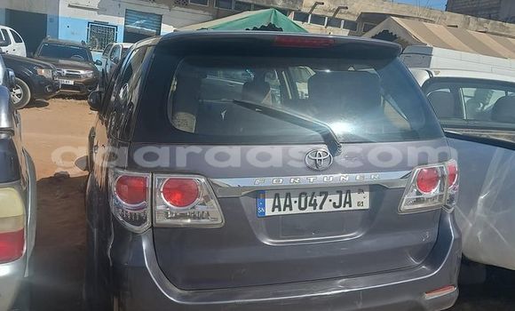 Dieundeu Occasion Toyota Fortuner Black Auto in Dakar in Dakar Dieundeu Occasion Toyota Fortuner Black Auto in Dakar in Dakar