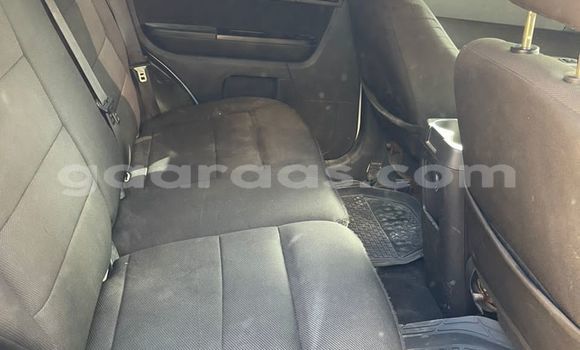 Acheter Occasion Voiture Ford Escape Blanc à Dakar, Dakar Acheter Occasion Voiture Ford Escape Blanc à Dakar, Dakar