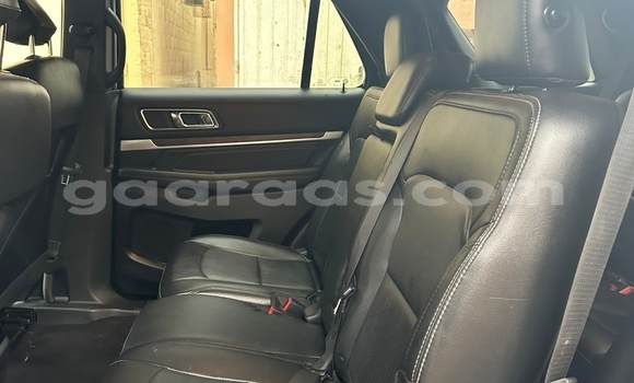 Buy Import Ford Explorer Silver Car in Dakar in Dakar Buy Import Ford Explorer Silver Car in Dakar in Dakar