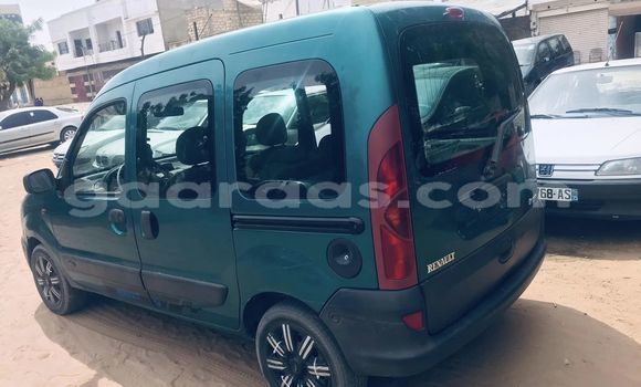 Acheter Occasion Voiture Renault Kangoo Vert à Touba, Diourbel Acheter Occasion Voiture Renault Kangoo Vert à Touba, Diourbel