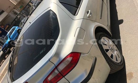 Acheter Occasion Voiture Renault Laguna Gris à Touba, Diourbel Acheter Occasion Voiture Renault Laguna Gris à Touba, Diourbel