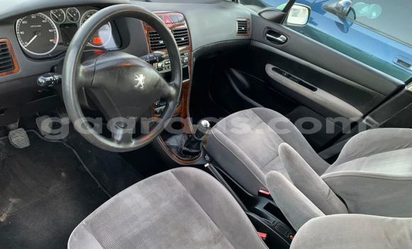 Acheter Occasion Voiture Peugeot 307 Vert à Touba, Diourbel Acheter Occasion Voiture Peugeot 307 Vert à Touba, Diourbel