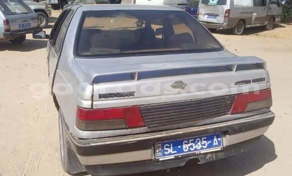 Acheter Occasion Voiture Peugeot 405 Gris à Dakar, Dakar Acheter Occasion Voiture Peugeot 405 Gris à Dakar, Dakar