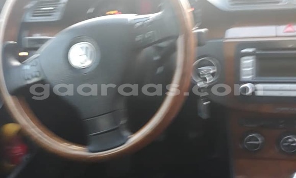 Dieundeu Occasion Volkswagen Passat Black Auto in Dakar in Dakar Dieundeu Occasion Volkswagen Passat Black Auto in Dakar in Dakar