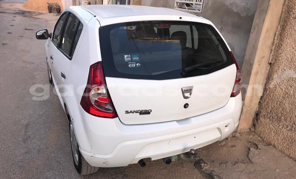 Buy Used Dacia Sandero White Car in Dakar in Dakar Buy Used Dacia Sandero White Car in Dakar in Dakar