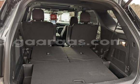 Buy Import Ford Explorer Silver Car in Dakar in Dakar Buy Import Ford Explorer Silver Car in Dakar in Dakar