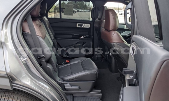 Buy Import Ford Explorer Silver Car in Dakar in Dakar Buy Import Ford Explorer Silver Car in Dakar in Dakar