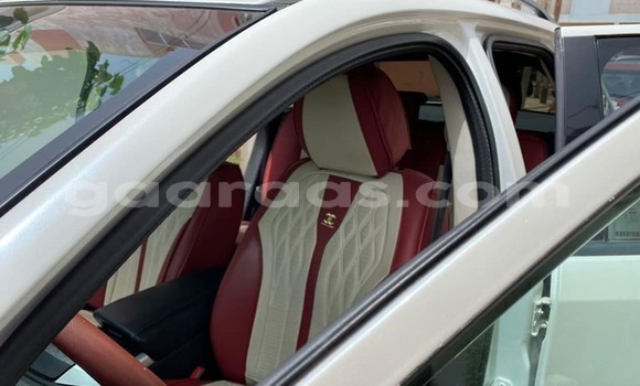 Acheter Occasion Voiture Ford Edge Blanc à Dakar, Dakar Acheter Occasion Voiture Ford Edge Blanc à Dakar, Dakar