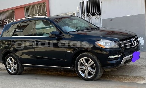 Acheter Occasion Voiture Mercedes‒Benz ML–Class Noir à Dakar, Dakar Acheter Occasion Voiture Mercedes‒Benz ML–Class Noir à Dakar, Dakar