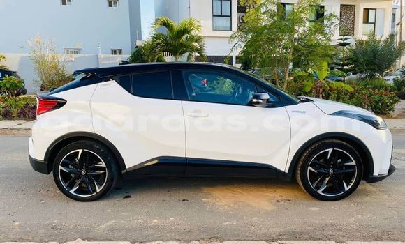 Dieundeu Occasion Toyota C-HR White Auto in Dakar in Dakar
