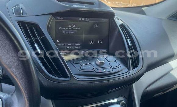 Acheter Occasion Voiture Ford Escape Noir à Dakar, Dakar Acheter Occasion Voiture Ford Escape Noir à Dakar, Dakar