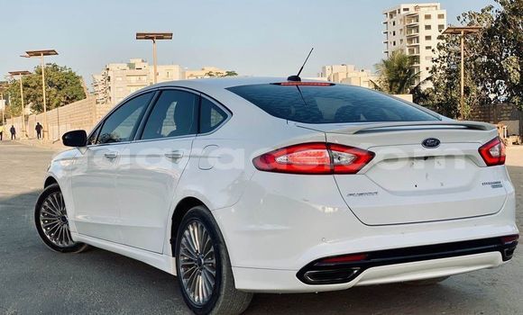 Acheter Occasion Voiture Ford Fusion Blanc à Dakar, Dakar Acheter Occasion Voiture Ford Fusion Blanc à Dakar, Dakar