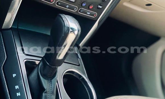 Buy Used Ford Explorer White Car in Dakar in Dakar Buy Used Ford Explorer White Car in Dakar in Dakar