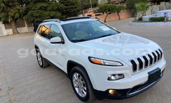 Acheter Occasion Voiture Jeep Cherokee Blanc à Dakar, Dakar Acheter Occasion Voiture Jeep Cherokee Blanc à Dakar, Dakar