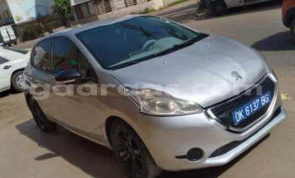 Acheter Occasion Voiture Peugeot 208 Gris à Dakar, Dakar