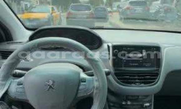 Acheter Occasion Voiture Peugeot 208 Gris à Dakar, Dakar Acheter Occasion Voiture Peugeot 208 Gris à Dakar, Dakar