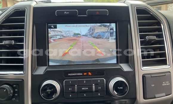 Dieundeu Occasion Ford F–150 White Auto in Dakar in Dakar Dieundeu Occasion Ford F–150 White Auto in Dakar in Dakar