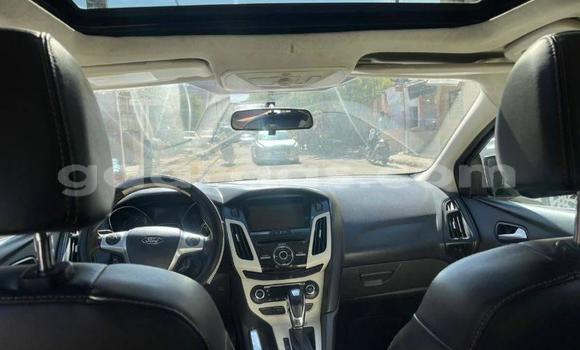 Acheter Occasion Voiture Ford Focus Blanc à Dakar, Dakar Acheter Occasion Voiture Ford Focus Blanc à Dakar, Dakar