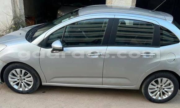 Acheter Occasion Voiture Citroen C3 Gris à Dakar, Dakar Acheter Occasion Voiture Citroen C3 Gris à Dakar, Dakar