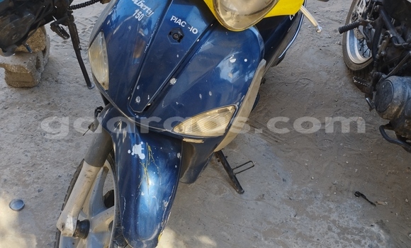 Acheter Occasion Moto Piaggio X9 Bleu à Dakar, Dakar Acheter Occasion Moto Piaggio X9 Bleu à Dakar, Dakar