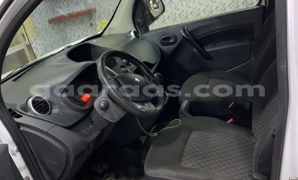 Buy Import Renault Kangoo White Car in Dakar in Dakar Buy Import Renault Kangoo White Car in Dakar in Dakar