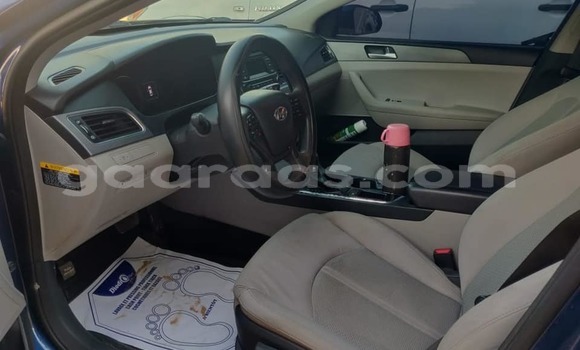 Dieundeu Occasion Hyundai Sonata Blue Auto in Dakar in Dakar Dieundeu Occasion Hyundai Sonata Blue Auto in Dakar in Dakar