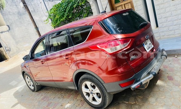 Acheter Occasion Voiture Ford Escape Rouge à Dakar, Dakar Acheter Occasion Voiture Ford Escape Rouge à Dakar, Dakar