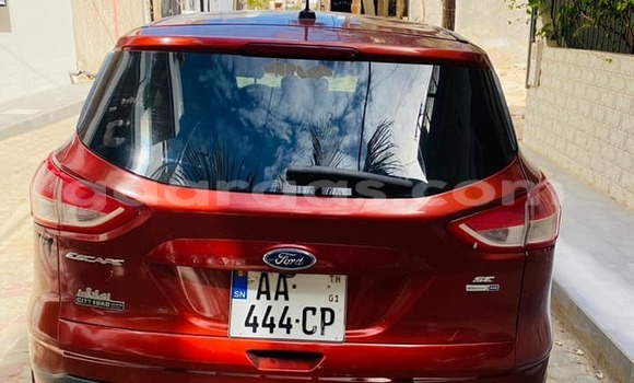 Acheter Occasion Voiture Ford Escape Rouge à Dakar, Dakar Acheter Occasion Voiture Ford Escape Rouge à Dakar, Dakar