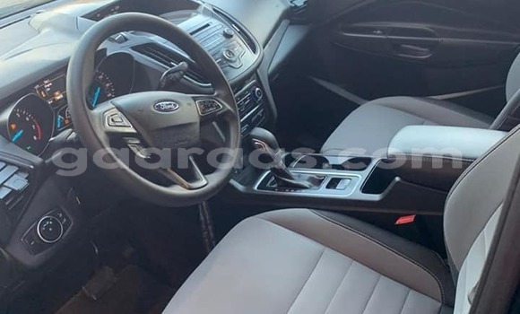 Acheter Occasion Voiture Ford Escape Noir à Dakar, Dakar Acheter Occasion Voiture Ford Escape Noir à Dakar, Dakar