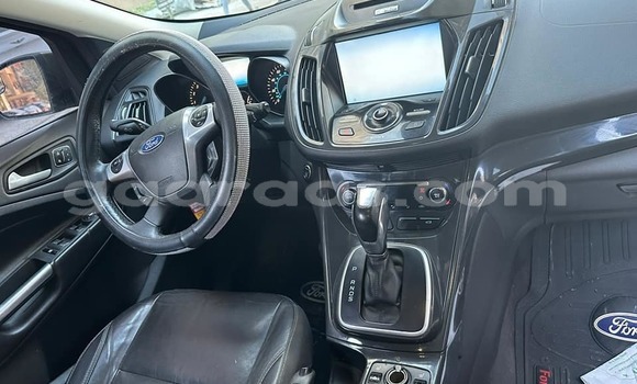 Acheter Occasion Voiture Ford Escape Vert à Dakar, Dakar Acheter Occasion Voiture Ford Escape Vert à Dakar, Dakar