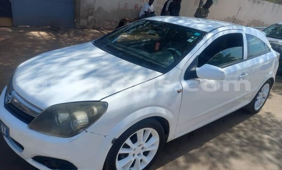 Acheter Occasion Voiture Opel Astra Blanc à Dakar, Dakar Acheter Occasion Voiture Opel Astra Blanc à Dakar, Dakar