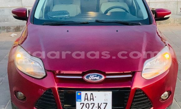 Buy Used Ford Focus Red Car in Dakar in Dakar