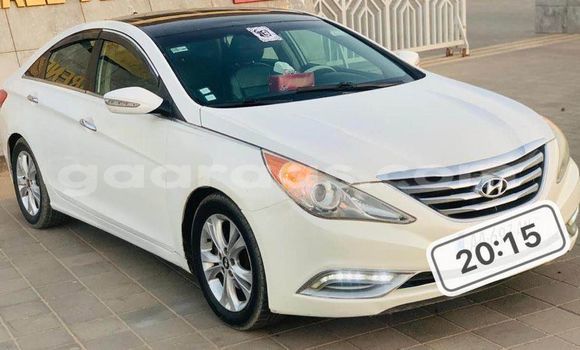 Acheter Occasion Voiture Hyundai Sonata Blanc à Dakar, Dakar Acheter Occasion Voiture Hyundai Sonata Blanc à Dakar, Dakar