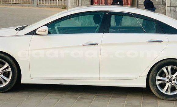 Acheter Occasion Voiture Hyundai Sonata Blanc à Dakar, Dakar Acheter Occasion Voiture Hyundai Sonata Blanc à Dakar, Dakar