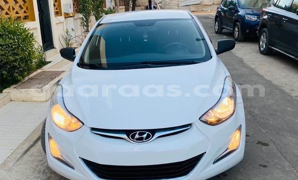 Acheter Occasion Voiture Hyundai Elantra Blanc à Dakar, Dakar Acheter Occasion Voiture Hyundai Elantra Blanc à Dakar, Dakar