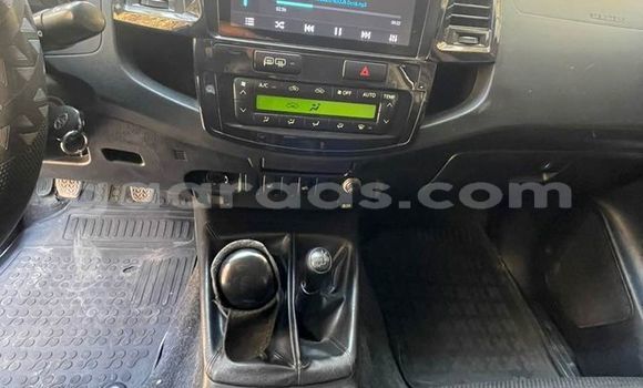 Acheter Occasion Voiture Toyota Hilux Beige à Dakar, Dakar Acheter Occasion Voiture Toyota Hilux Beige à Dakar, Dakar