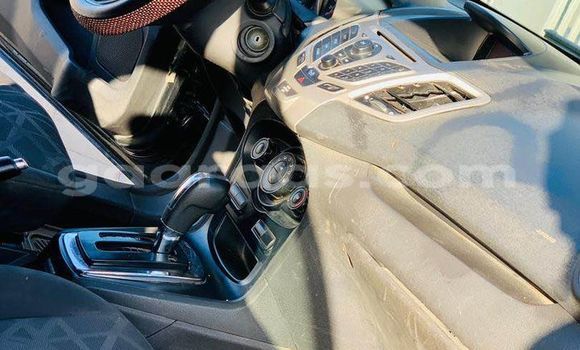 Acheter Occasion Voiture Ford Fiesta Bleu à Dakar, Dakar Acheter Occasion Voiture Ford Fiesta Bleu à Dakar, Dakar