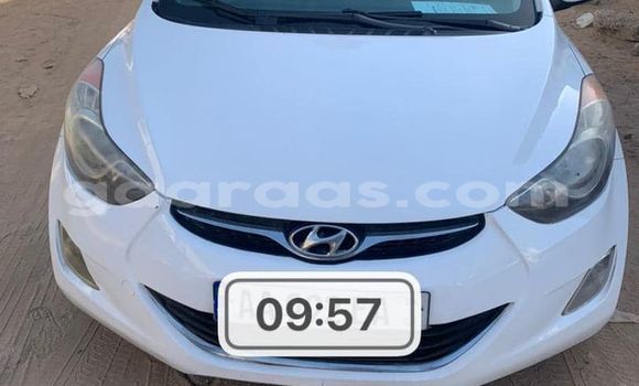 Acheter Occasion Voiture Hyundai Elantra Blanc à Dakar, Dakar Acheter Occasion Voiture Hyundai Elantra Blanc à Dakar, Dakar
