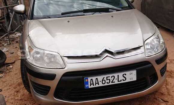 Acheter Occasion Voiture Citroen C4 Beige à Dakar, Dakar Acheter Occasion Voiture Citroen C4 Beige à Dakar, Dakar