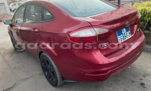 Acheter Occasion Voiture Ford Focus Rouge à Dakar, Dakar Acheter Occasion Voiture Ford Focus Rouge à Dakar, Dakar