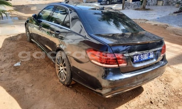 Acheter Occasion Voiture Mercedes‒Benz E–Class Noir à Dakar, Dakar Acheter Occasion Voiture Mercedes‒Benz E–Class Noir à Dakar, Dakar