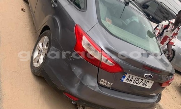 Acheter Occasion Voiture Ford Focus Bleu à Dakar, Dakar Acheter Occasion Voiture Ford Focus Bleu à Dakar, Dakar