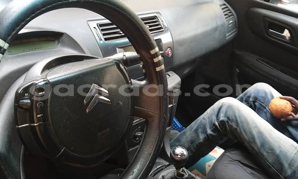 Acheter Occasion Voiture Citroen C4 Marron à Dakar, Dakar Acheter Occasion Voiture Citroen C4 Marron à Dakar, Dakar