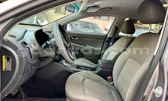 Dieundeu Occasion Kia Sportage Silver Auto in Dakar in Dakar Dieundeu Occasion Kia Sportage Silver Auto in Dakar in Dakar