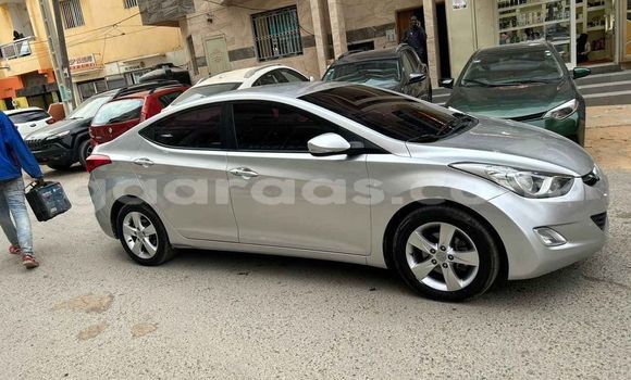 Dieundeu Occasion Hyundai Avante Silver Auto in Dakar in Dakar