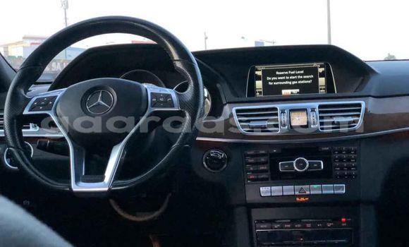 Dieundeu Occasion Mercedes-Benz E-Classe Black Auto in Dakar in Dakar Dieundeu Occasion Mercedes-Benz E-Classe Black Auto in Dakar in Dakar