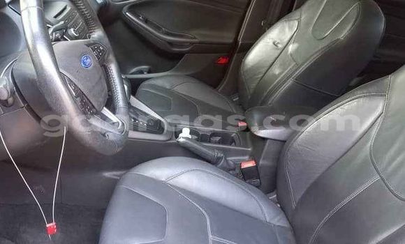 Buy Used Ford Focus Red Car in Dakar in Dakar Buy Used Ford Focus Red Car in Dakar in Dakar