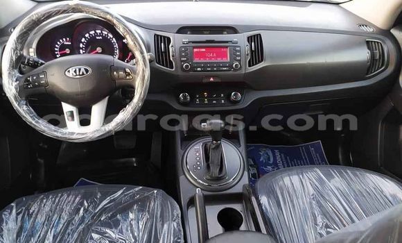 Buy Used Kia Sportage White Car in Dakar in Dakar Buy Used Kia Sportage White Car in Dakar in Dakar