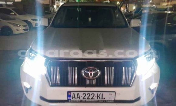 Buy Used Toyota Land Cruiser Prado White Car in Dakar in Dakar Buy Used Toyota Land Cruiser Prado White Car in Dakar in Dakar